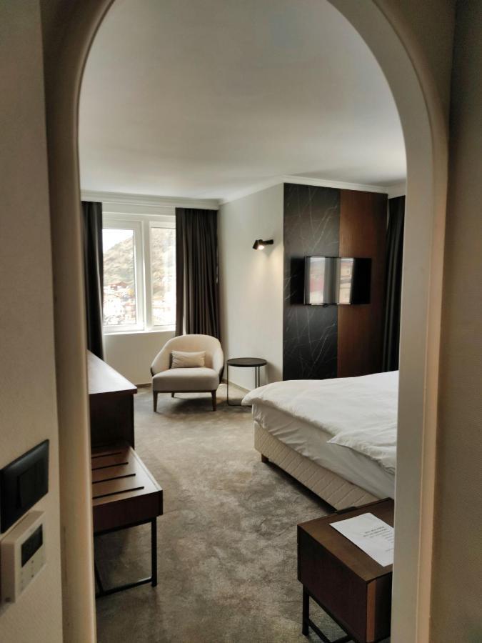 Oaza Hotel Stip Exterior photo